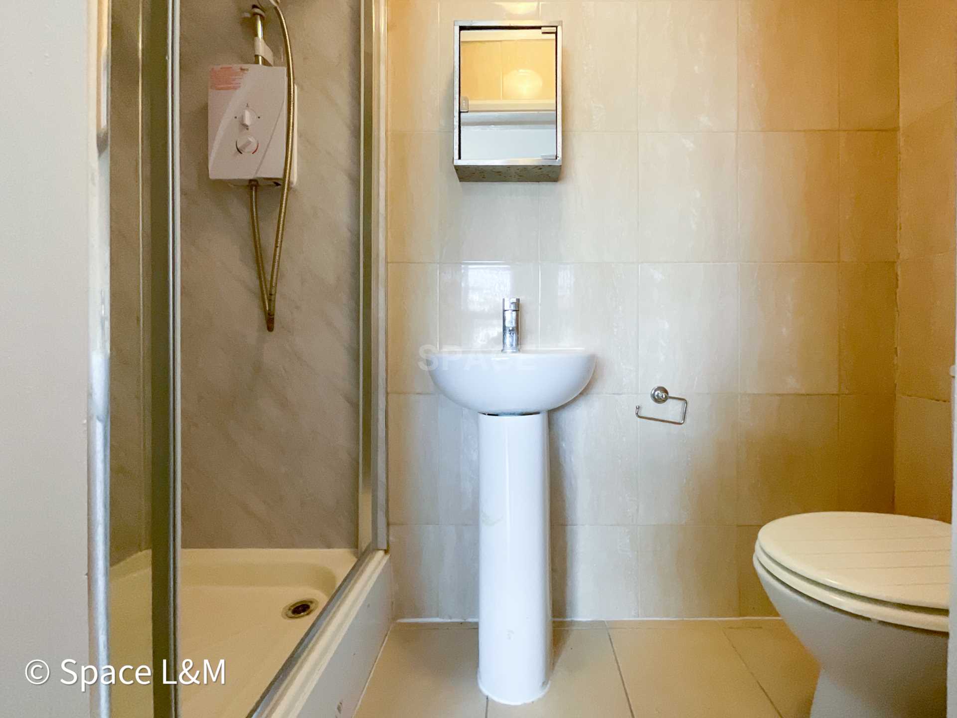 London Road, Reading, Image 6