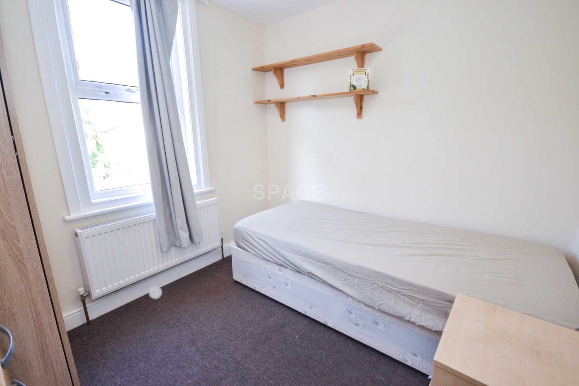 Grange Avenue, Earley, Reading, Berkshire, RG6 1DJ, Image 10