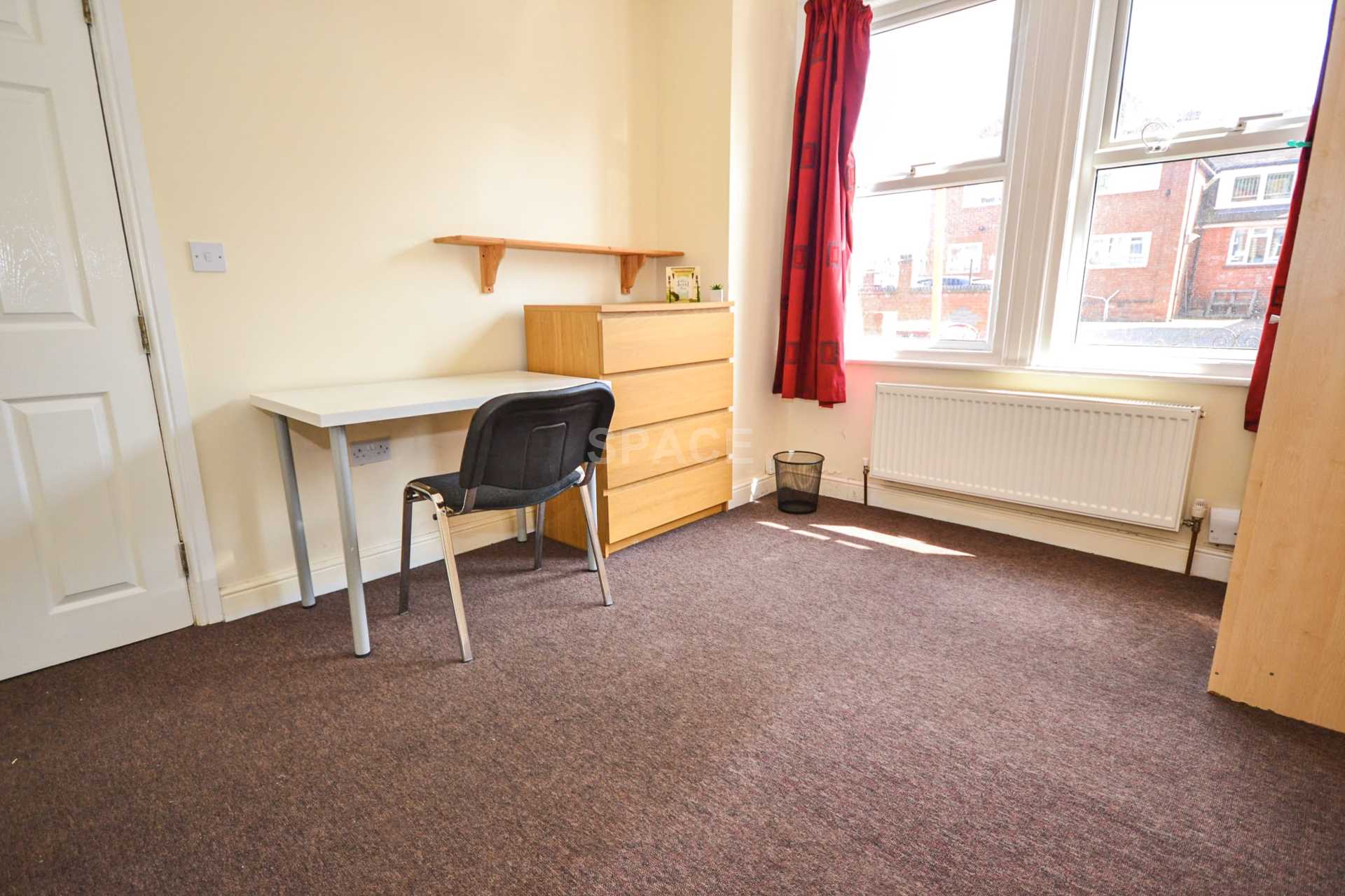 Grange Avenue, Earley, Reading, Berkshire, RG6 1DJ, Image 6