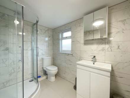 St Edwards Road, Earley, Reading, Berkshire, RG6 1NL, Image 14