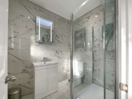 St Edwards Road, Earley, Reading, Berkshire, RG6 1NL, Image 2
