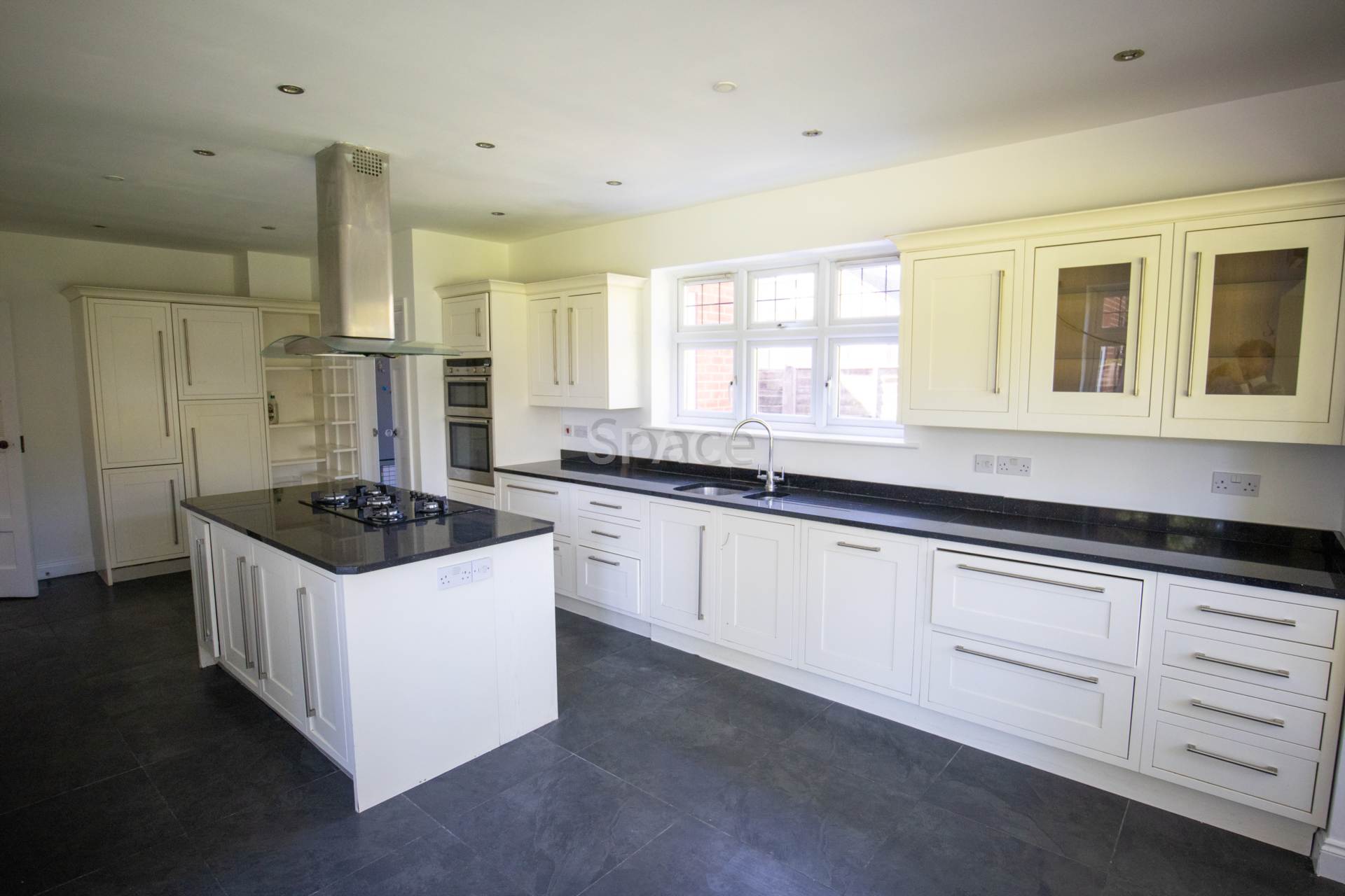 Shinfield Rd, Shinfield, Image 7