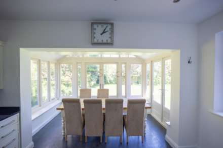 Shinfield Rd, Shinfield, Image 10