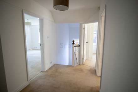 Shinfield Rd, Shinfield, Image 15