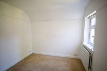 Shinfield Rd, Shinfield, Image 19