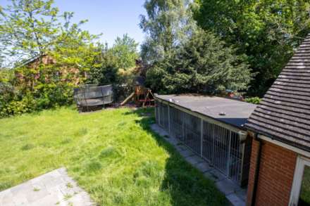 Shinfield Rd, Shinfield, Image 27