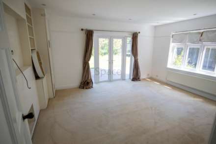 Shinfield Rd, Shinfield, Image 5