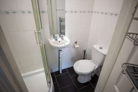 Hamilton Road, Reading, Image 3