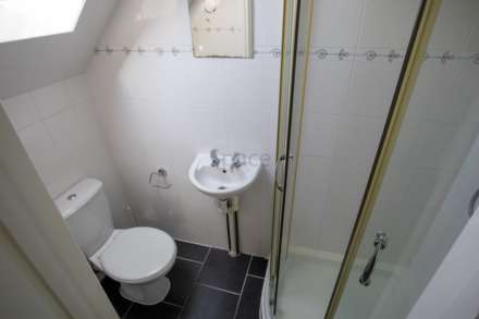 Hamilton Road, Reading, Image 4