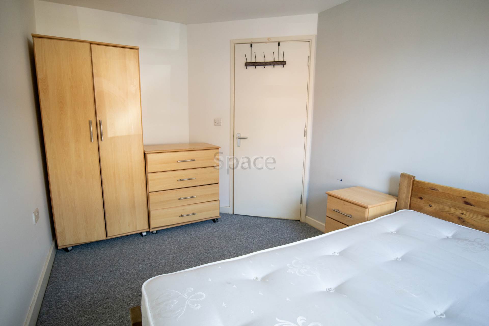 Cumberland Road, Reading, Image 3