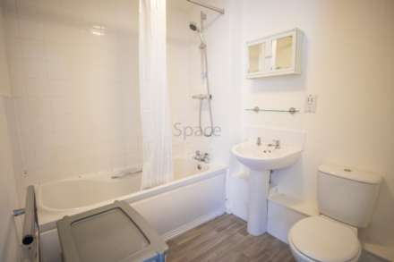 Cumberland Road, Reading, Image 6