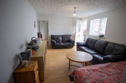 Liverpool Road, Reading, Image 2