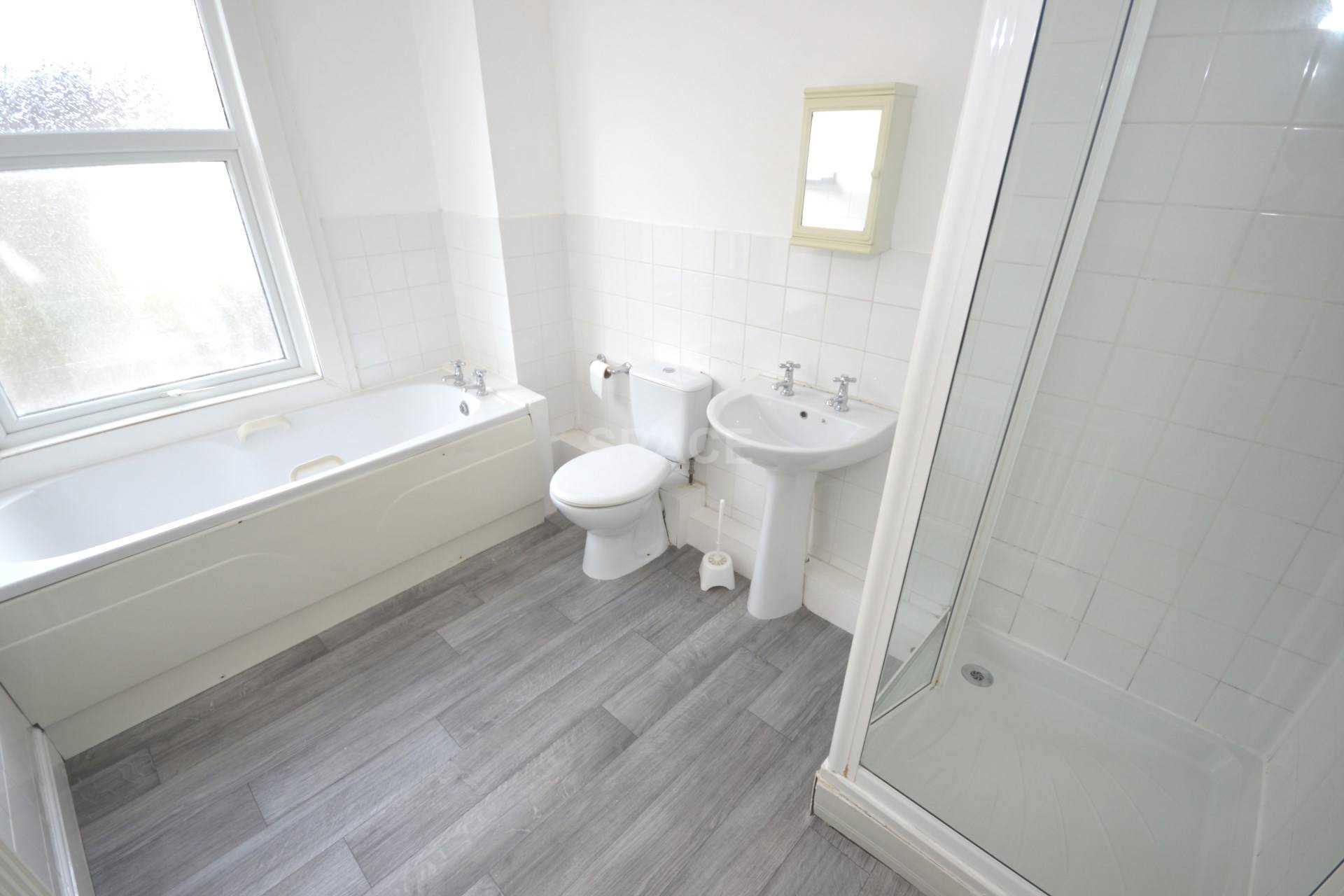 Watlington Street, Reading, Image 11
