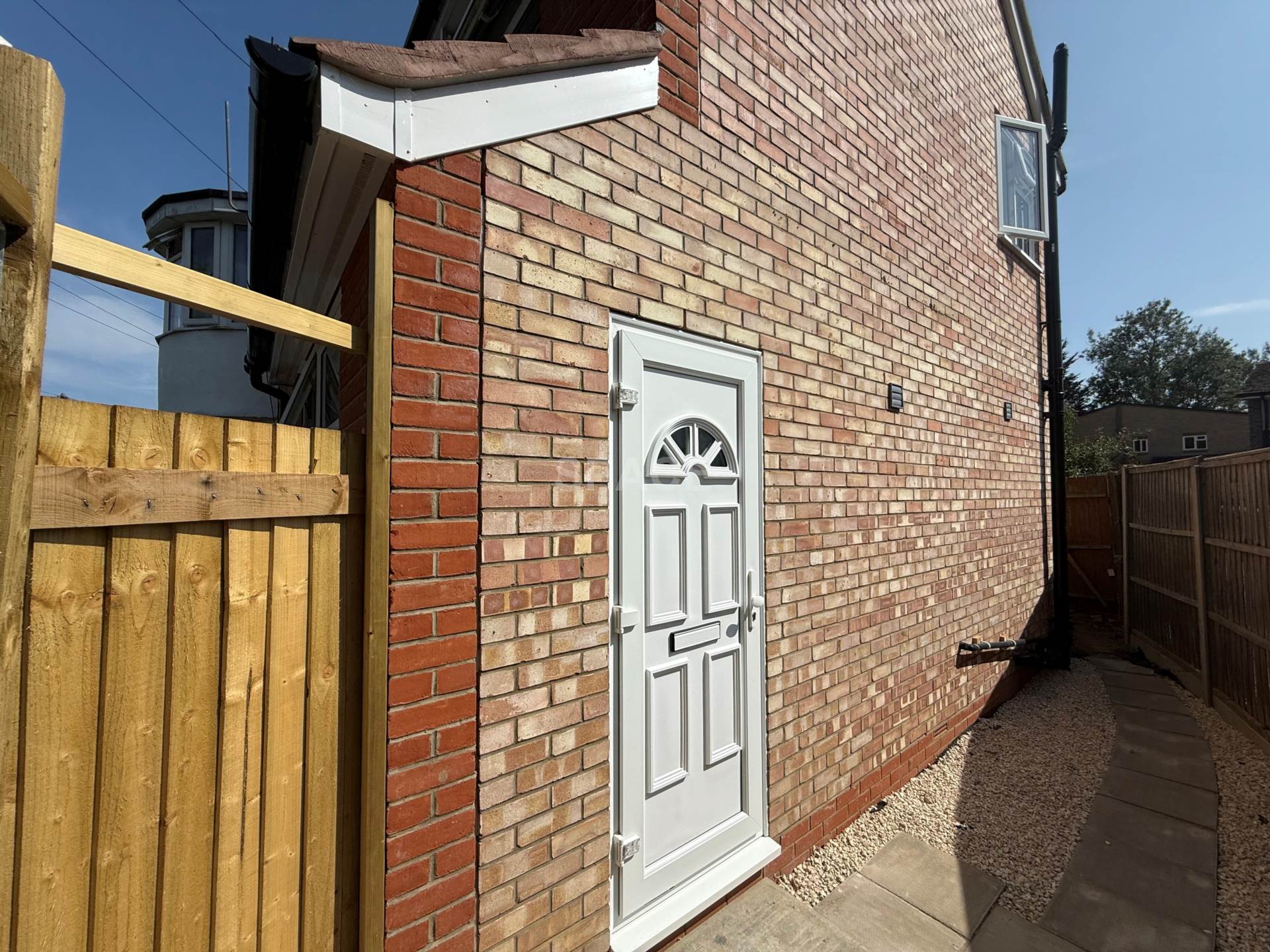 Studio Flat, Stanhope Road, Reading, Image 2