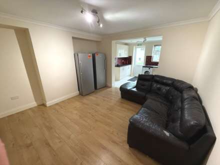 Hartland Road, Reading, Image 3
