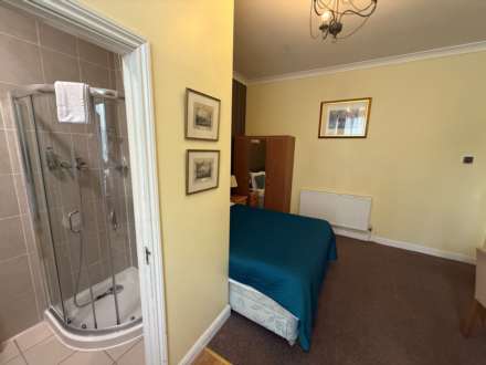 Connaught Road, Reading, Image 5