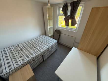 1 Bedroom Room (Double), Grange Avenue, University