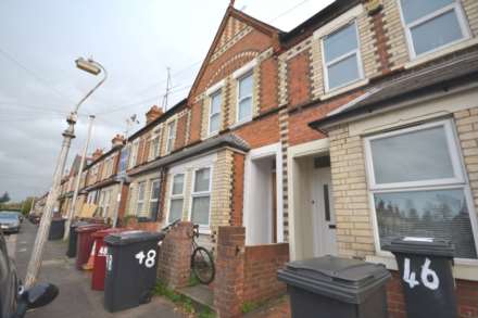 Pitcroft Avenue, Reading, Berkshire, RG6 1NH, Image 2