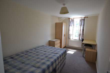 Pitcroft Avenue, Reading, Berkshire, RG6 1NH, Image 9