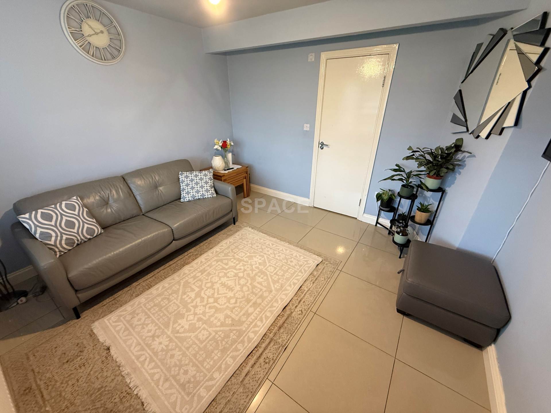 Wincanton Road, Reading, Image 1