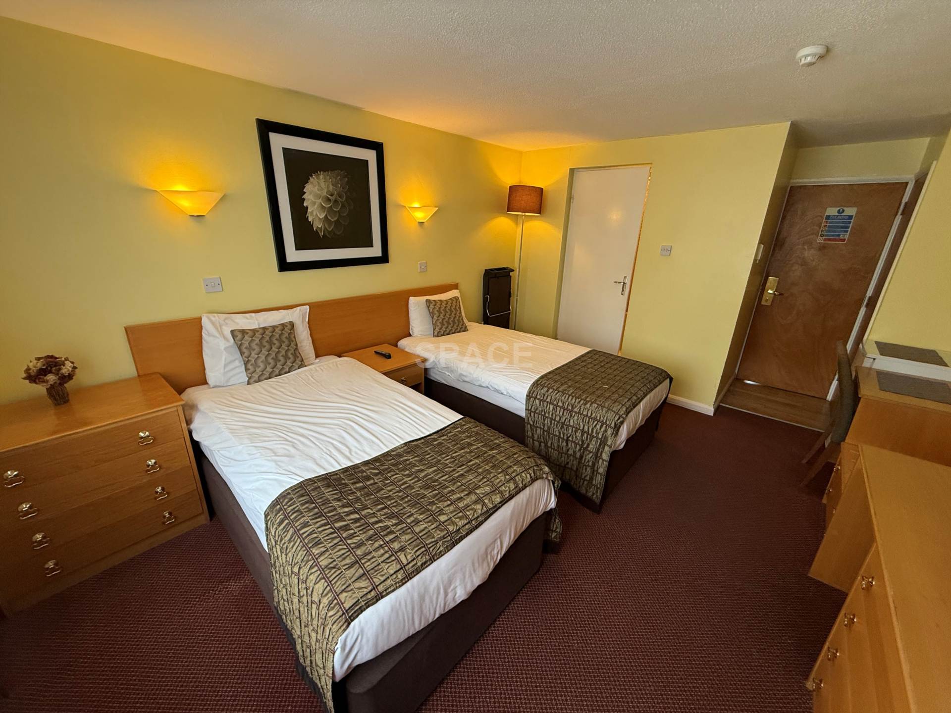 Connaught Road, Reading, Image 1