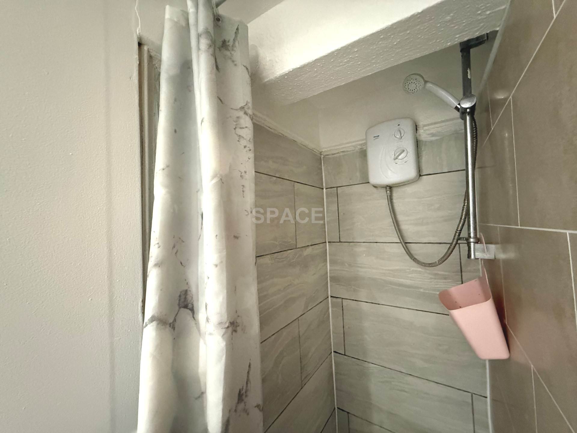 Zinzan Street, Reading, Image 7