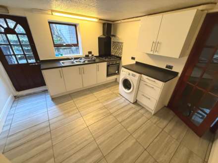 Zinzan Street, Reading, Image 3