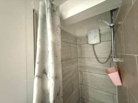 Zinzan Street, Reading, Image 7