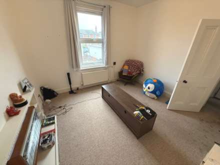 1 Bedroom Flat, Brunswick Hill, Reading
