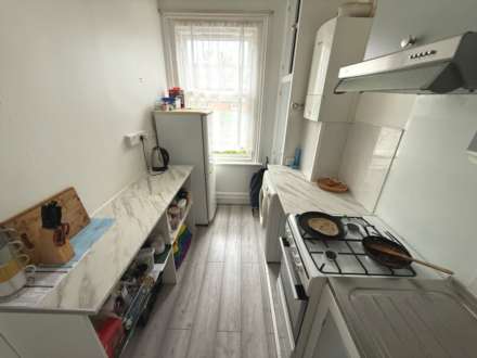 1 Bedroom Studio, Brunswick Hill, Reading