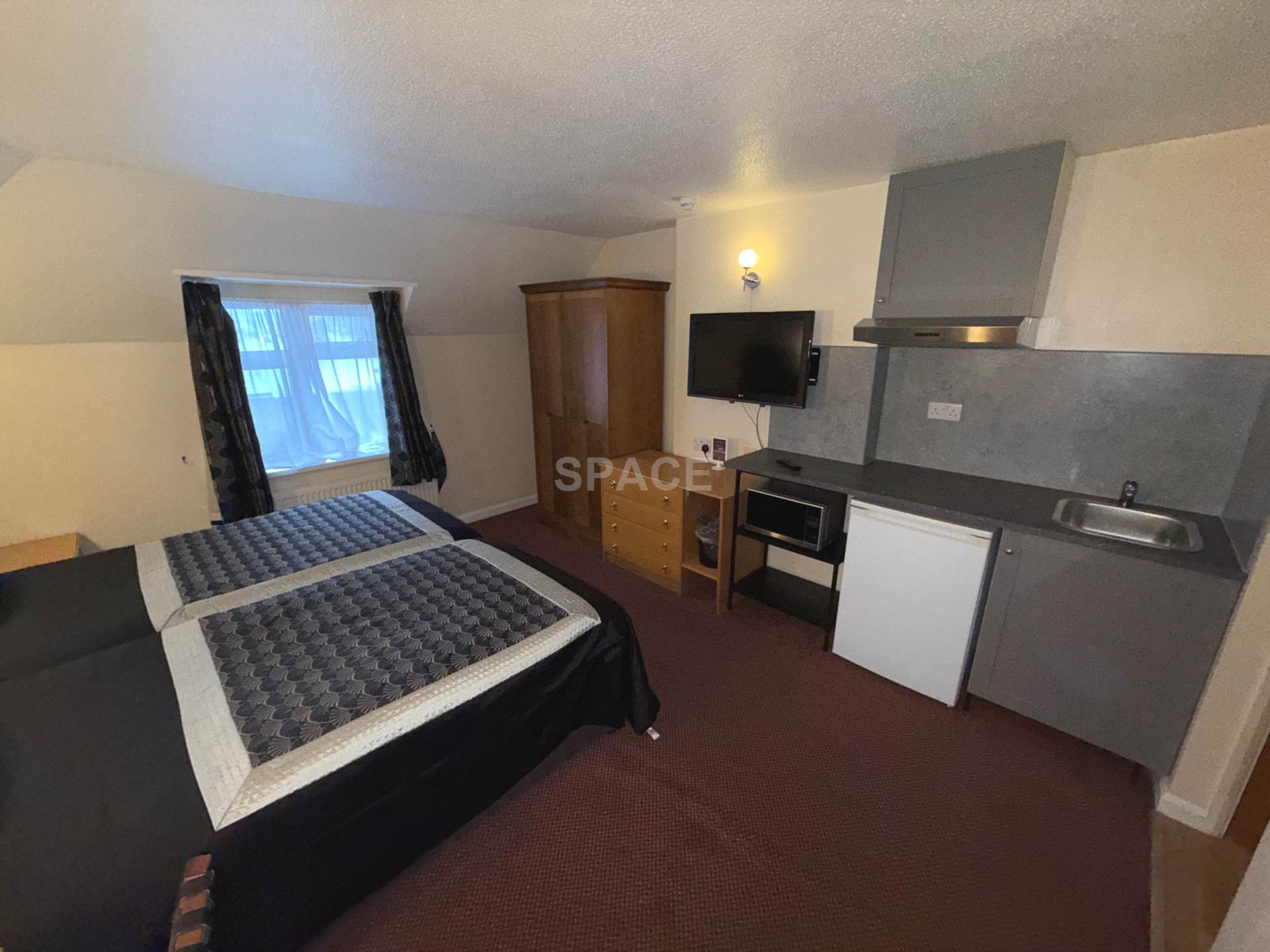 Connaught Road, Reading, Image 3