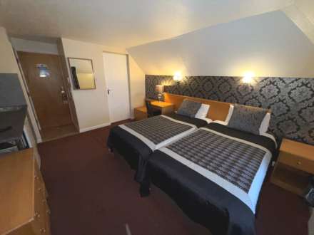 1 Bedroom Studio, Connaught Road, Reading