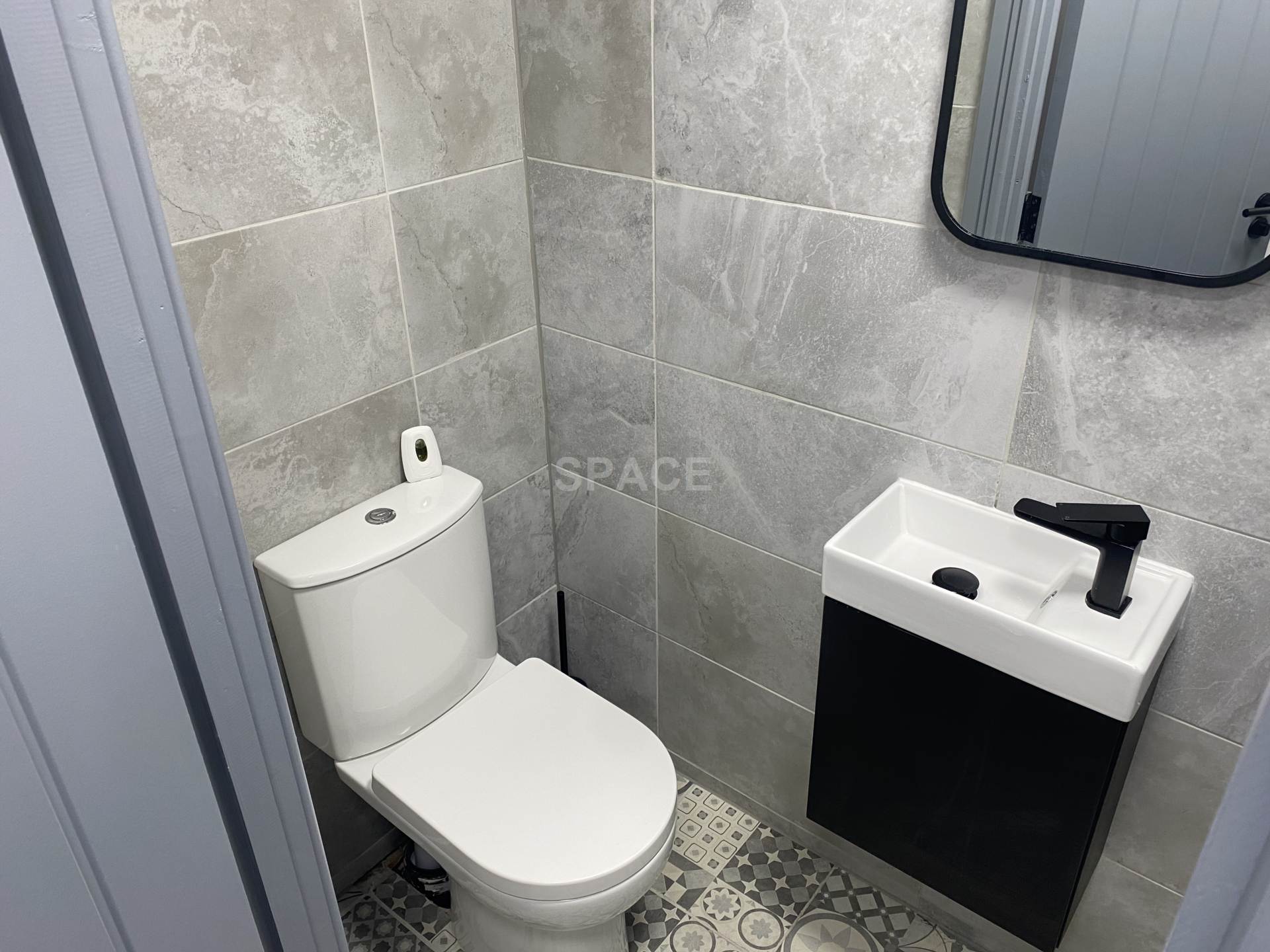 Victoria Street, Reading, Image 19