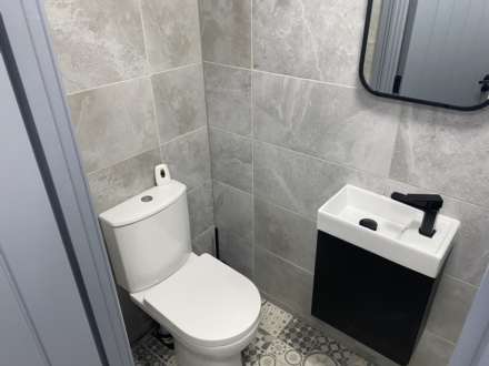 Victoria Street, Reading, Image 19