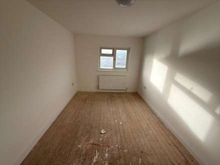 Hexham Road, Reading, Image 3