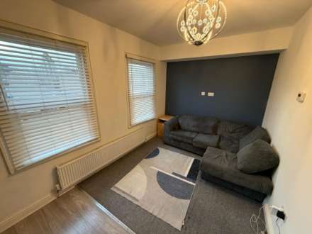 Tilehurst Road, Reading, Image 2