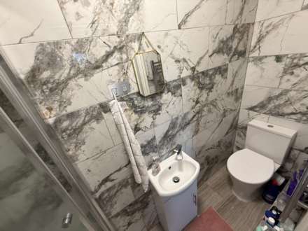 Tilehurst Road, Reading, Image 5