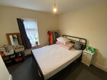 Cumberland Road, Reading, Image 5