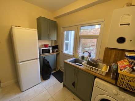 St Peters Road, Earley, Image 4