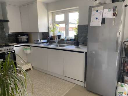 Wincanton Road, Reading, Image 7