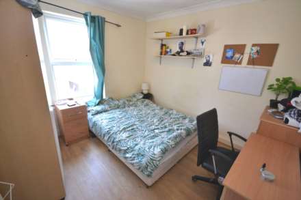 Blenheim Gardens, Reading, Berkshire, RG1 5QJ, Image 10