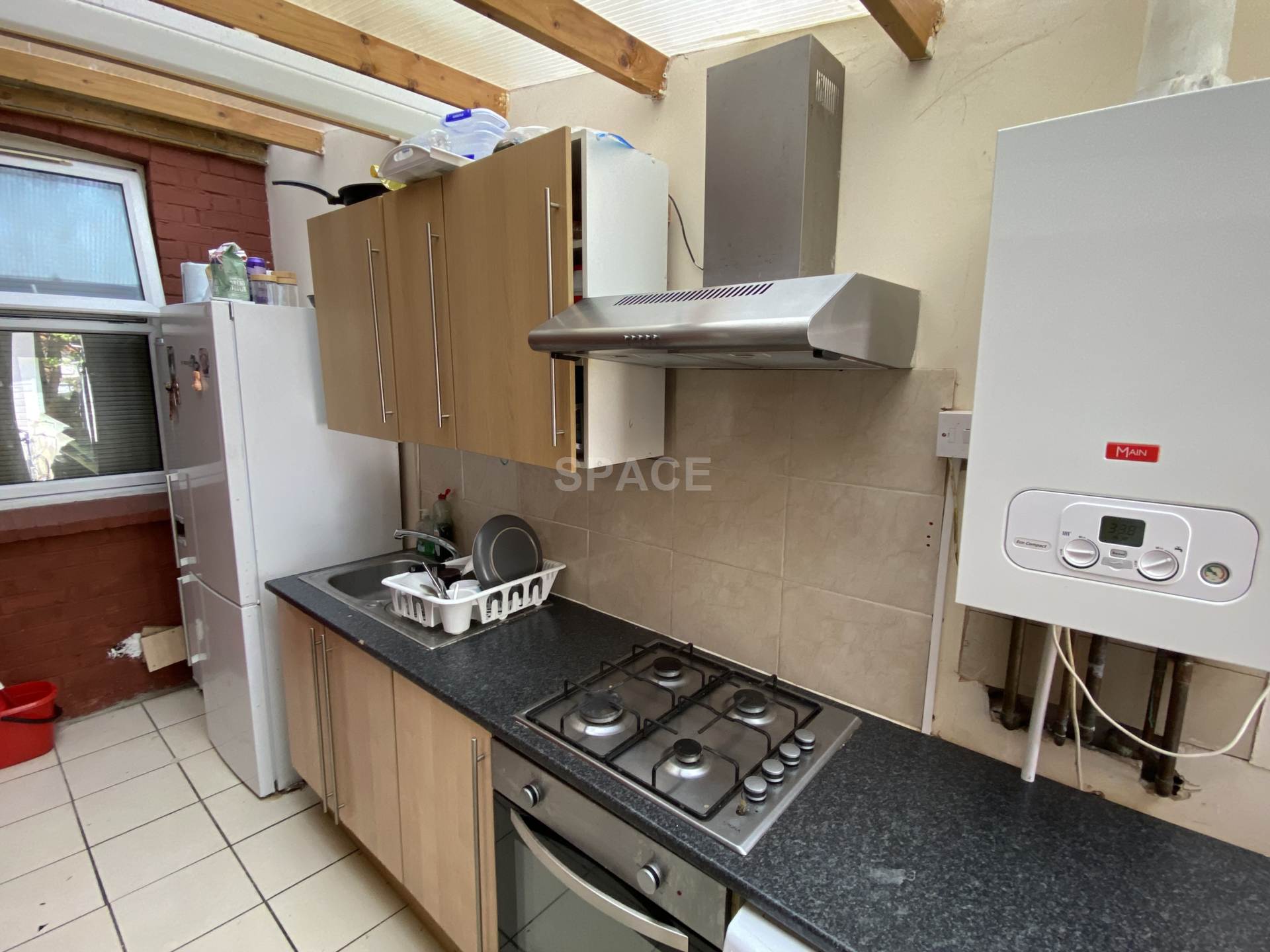 Donnington Gardens, University, Reading, Berkshire, RG1 5LZ, Image 3