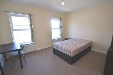 Grange Avenue, Reading, Berkshire, RG6 1DL, Image 9