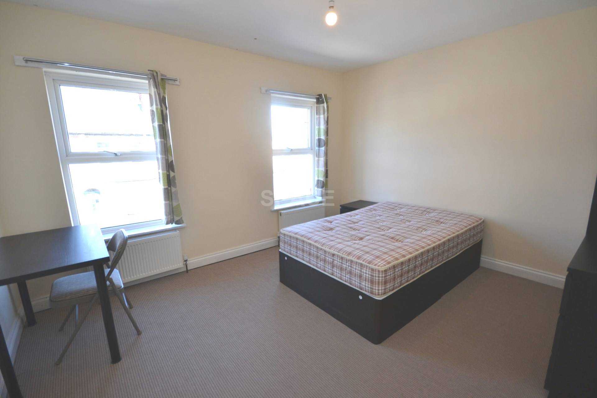 Grange Avenue, Reading, Berkshire, RG6 1DL, Image 9