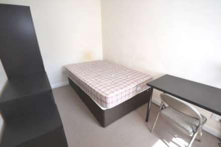 Grange Avenue, Reading, Berkshire, RG6 1DL, Image 8