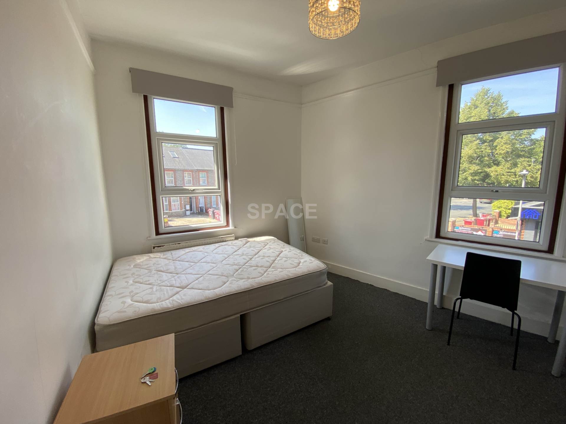 Erleigh Road, Reading, Image 1
