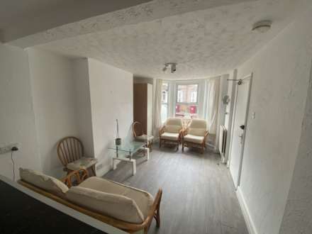 St Edwards Road, Reading, Image 2