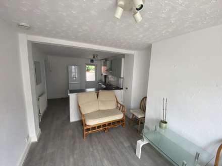 St Edwards Road, Reading, Image 3