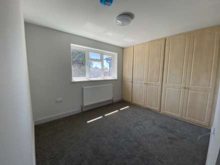 Compton Close, Reading, Image 5