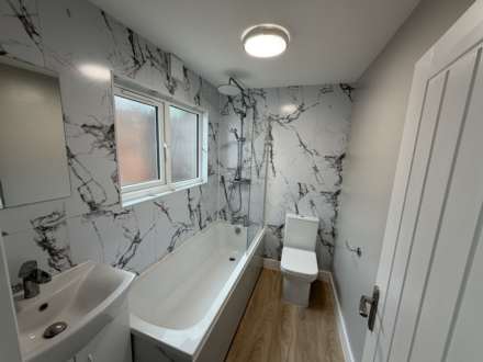 Wokingham Road, Reading, Image 6